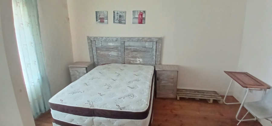 5 Bedroom Property for Sale in Paul Roux Free State